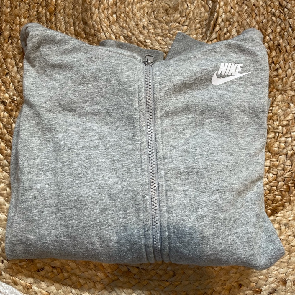 grey nike zip up